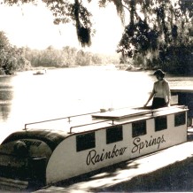 Rainbow Springs Tourist boat