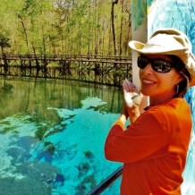 Margaret Ross Tolbert painting at Blue Springs Park.